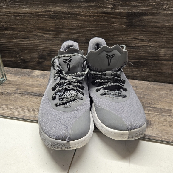 NIKE KOBE MAMBA FURY COOL‎ GREY BLACK BASKETBALL SHOES RARE CK6632-001 (SIZE 8) main image 4